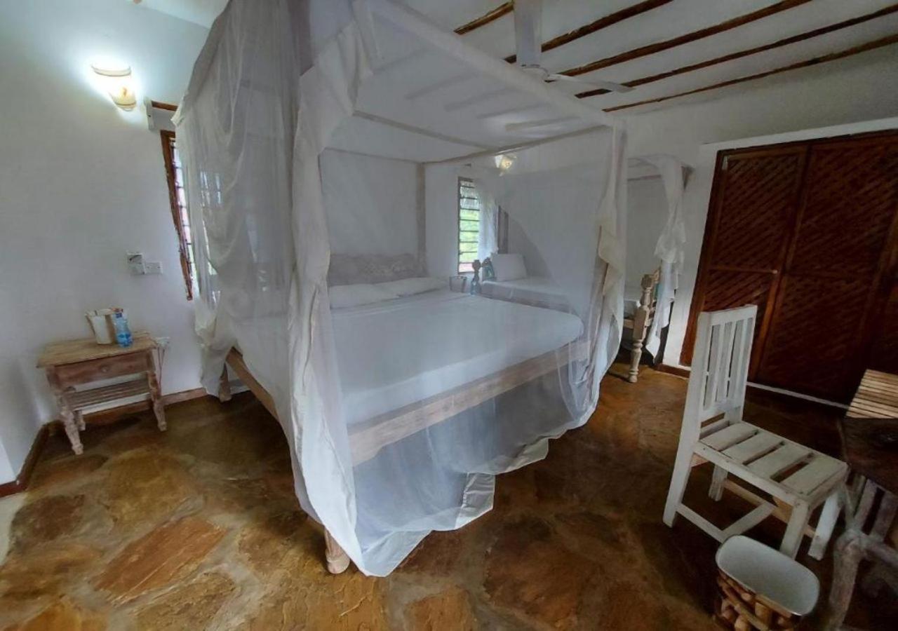 Marine Holiday House Malindi Exterior photo