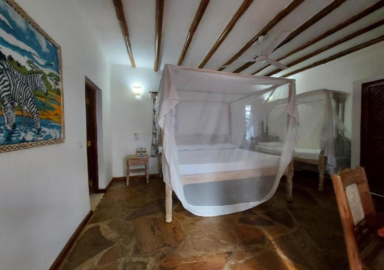 Marine Holiday House Malindi Exterior photo