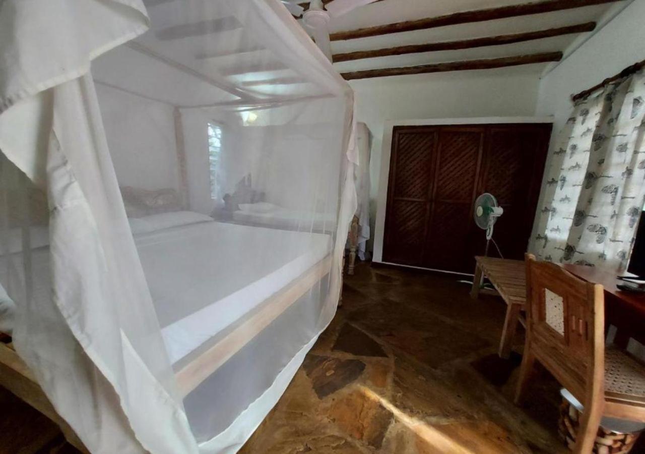 Marine Holiday House Malindi Exterior photo