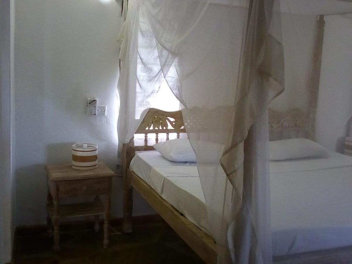 Marine Holiday House Malindi Exterior photo